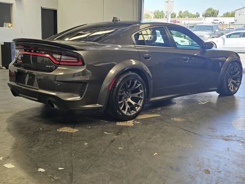 Used 2020 Dodge Charger SRT Hellcat w/ Harman/Kardon Audio Group RWD image 4