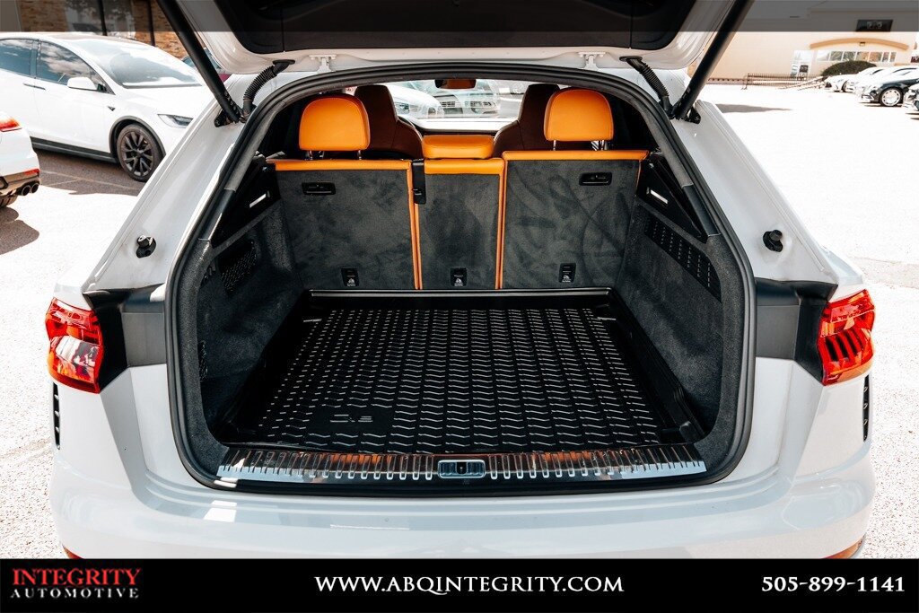 Used 2024 Audi RS Q8 AWD/4WD image 48