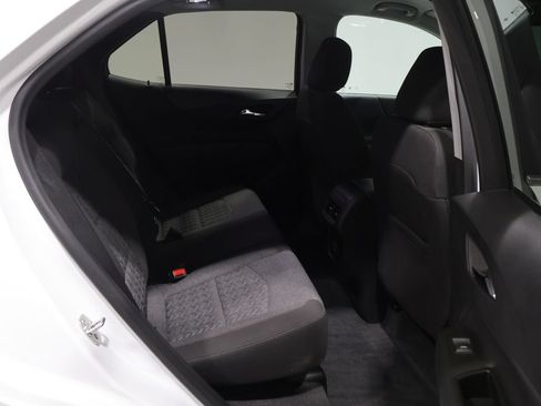 Used 2023 Chevrolet Equinox LT AWD/4WD image 23
