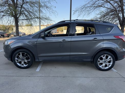 Used 2013 Ford Escape SEL image 4