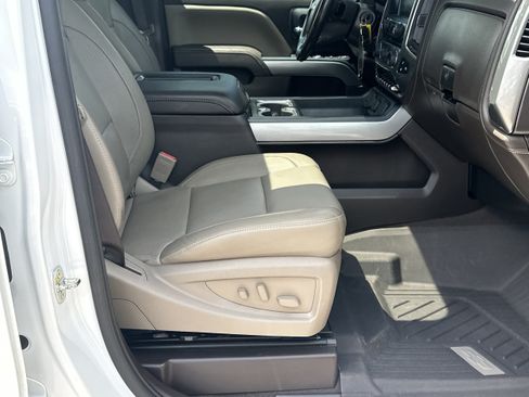 Used 2019 Chevrolet Silverado 2500 LTZ w/ Duramax Plus Package AWD/4WD image 13