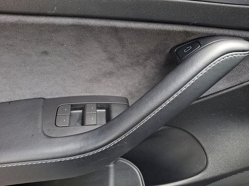 Used 2022 Tesla Model 3 Long Range image 12