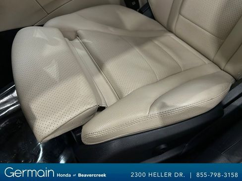 Used 2019 Mercedes-Benz C 300 Sedan image 21