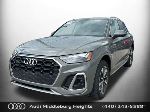 Used 2023 Audi Q5 2.0T Premium Plus w/ Premium Plus Package AWD/4WD image 4