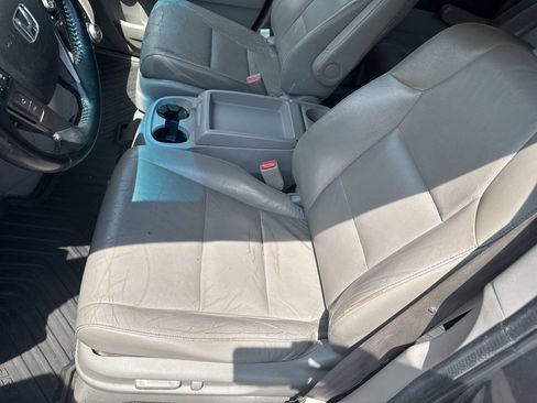 Used 2011 Honda Odyssey Touring image 16