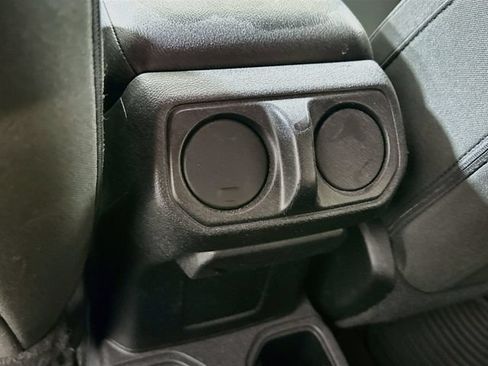 Used 2018 Jeep Wrangler Unlimited Sport AWD/4WD image 29