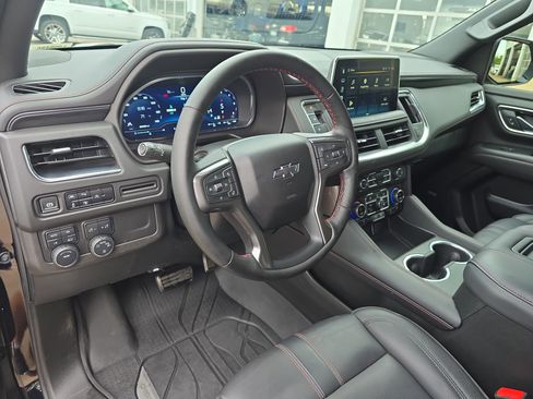 Used 2024 Chevrolet Tahoe RST w/ RST Performance Edition AWD/4WD image 17