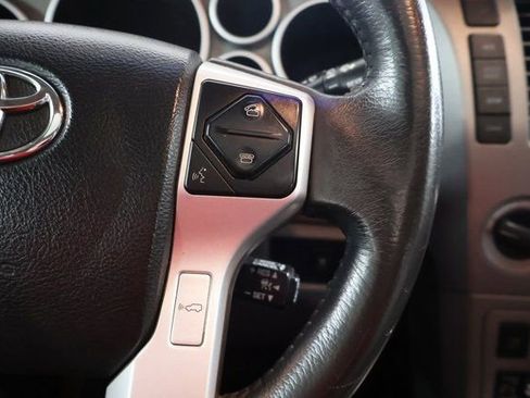 Used 2016 Toyota Sequoia Platinum image 19