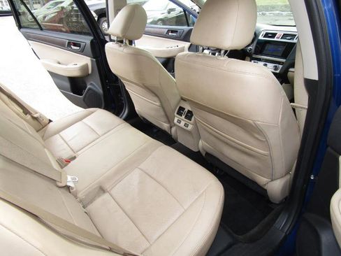 Used 2015 Subaru Outback 2.5i Limited image 50