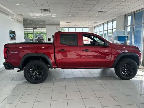 New 2025 Chevrolet Colorado Trail Boss AWD/4WD image 2