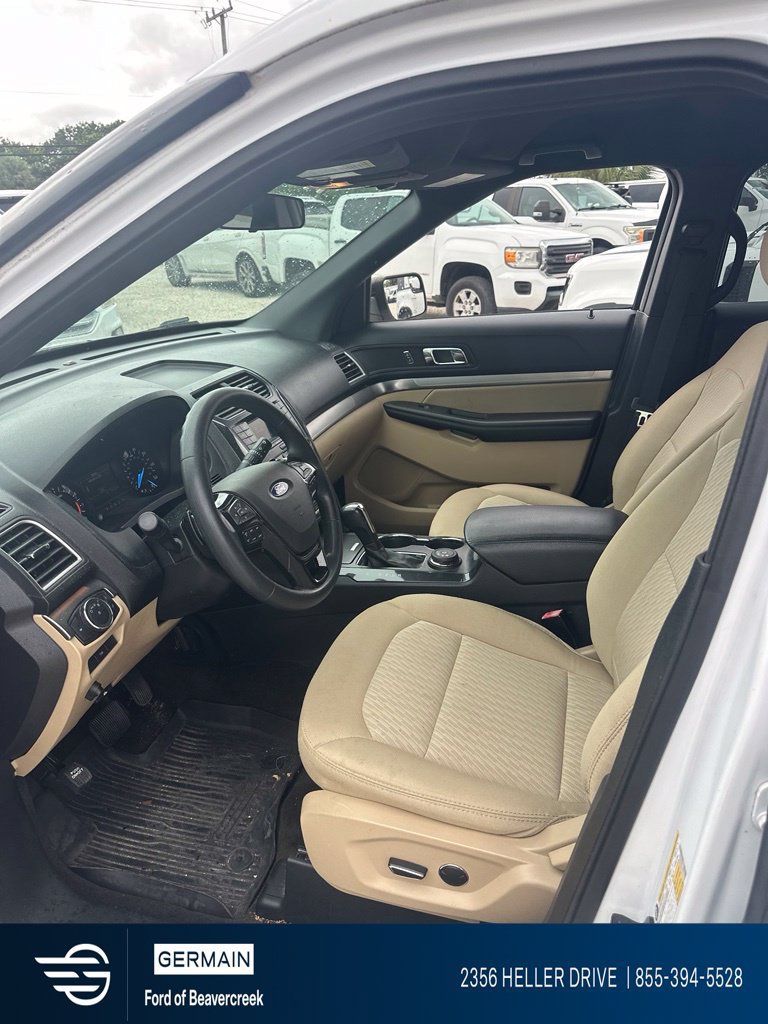 Used 2017 Ford Explorer 4WD image 3