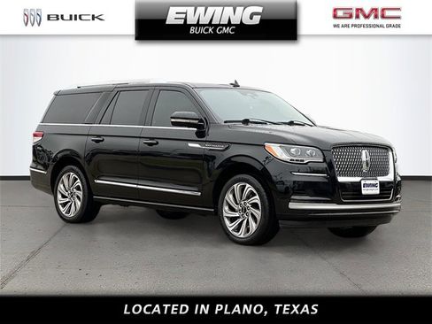 Used 2022 Lincoln Navigator L Reserve image 1