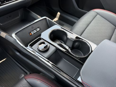 New 2027 Chevrolet Equinox RS FWD image 31