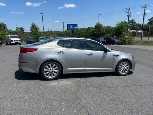 Used 2015 Kia Optima EX w/ EX Premium Package FWD image 6