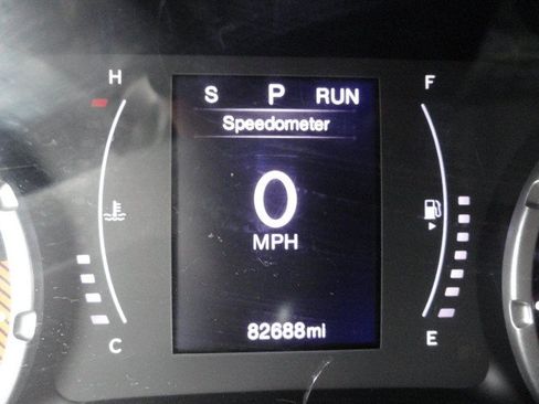 Used 2020 Jeep Renegade Sport w/ Sport Appearance Group AWD/4WD image 16