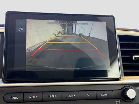 New 2026 Hyundai Venue SEL FWD image 12