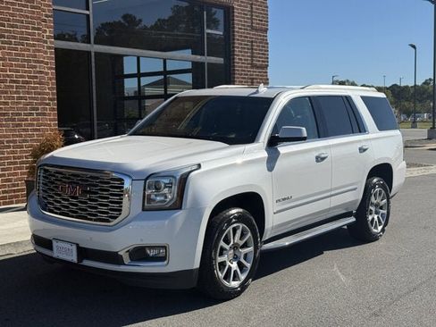 Used 2019 GMC Yukon Denali image 1