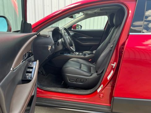 Used 2021 MAZDA CX-30 FWD 2.5 S w/ Premium Package image 11