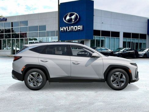 New 2026 Hyundai Tucson SEL Plus FWD image 9