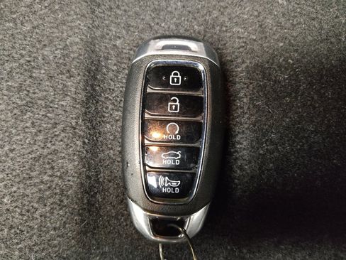 Used 2023 Hyundai Elantra SEL w/ Convenience Package FWD image 32