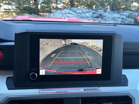 Used 2024 Toyota Tacoma TRD Sport image 25