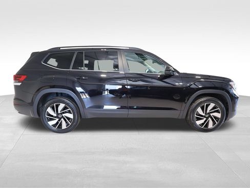 Used 2026 Volkswagen Atlas SE AWD/4WD image 5