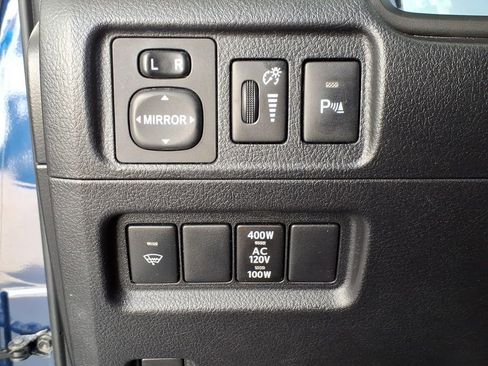 Used 2016 Toyota 4Runner Limited AWD/4WD image 30