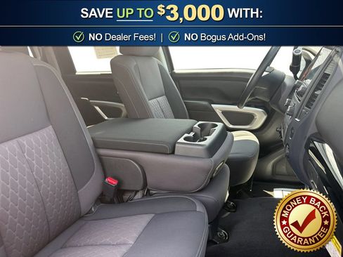 Used 2024 Nissan Titan SV AWD/4WD image 21