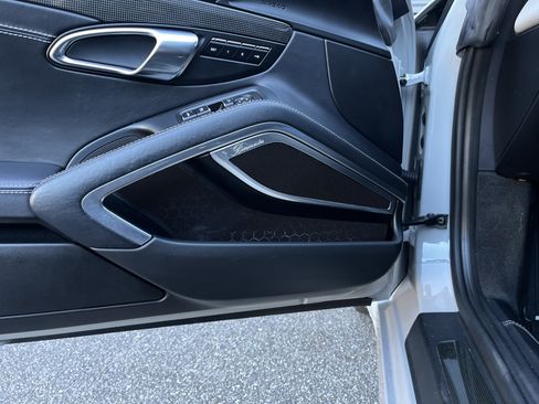 Certified 2019 Porsche 911 Turbo S image 19