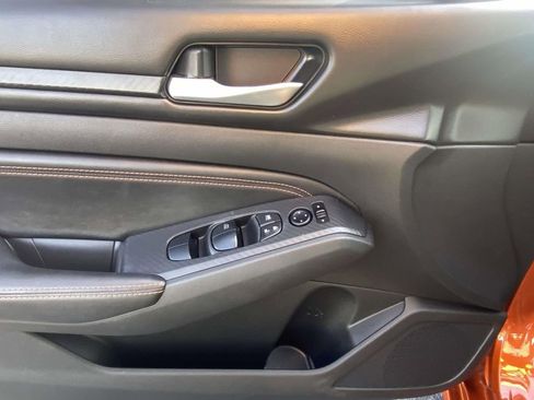 Used 2020 Nissan Altima 2.5 SR w/ Premium Package image 15