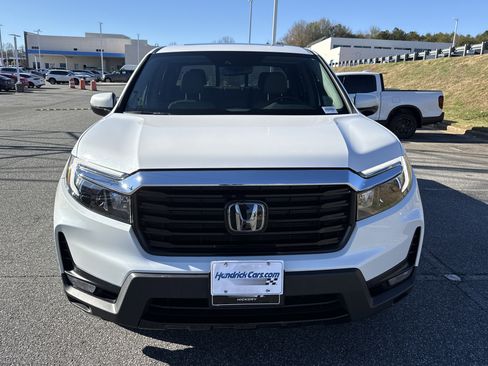 Used 2023 Honda Ridgeline RTL-E image 3