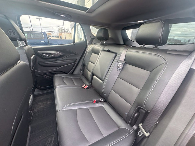 Used 2023 GMC Terrain SLT w/ Tech Package AWD/4WD image 22