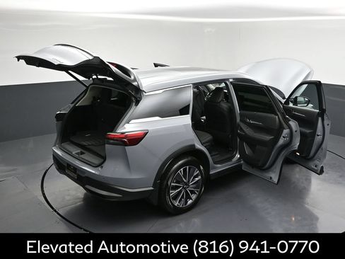 Certified 2026 INFINITI QX60 Luxe w/ Cargo Package AWD/4WD image 35