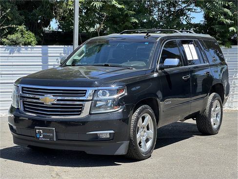 Used 2018 Chevrolet Tahoe Premier AWD/4WD image 6