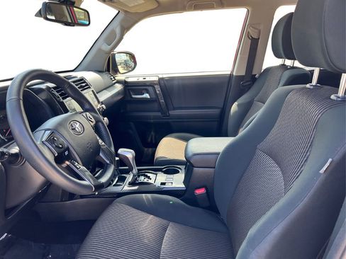 Used 2024 Toyota 4Runner TRD Off-Road image 10