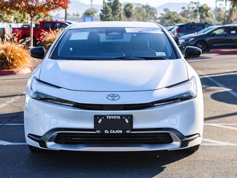 Certified 2026 Toyota Prius Plug-In Hybrid image 17