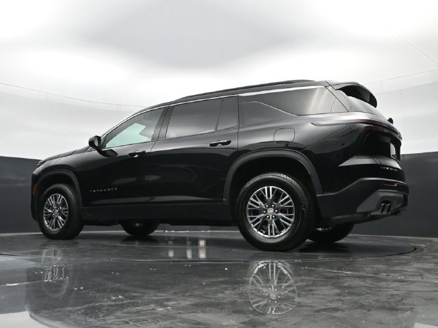 Used 2025 Chevrolet Traverse LT AWD/4WD image 53