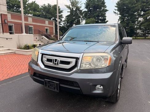 Used 2011 Honda Pilot Touring image 2