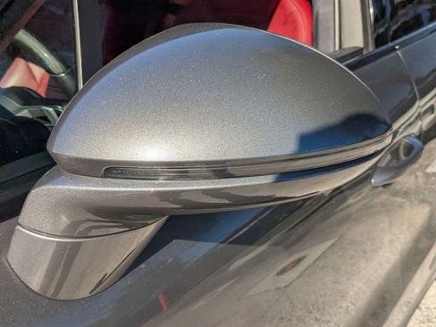 Used 2021 Porsche Cayenne Turbo image 8