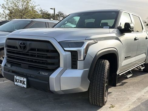 Used 2025 Toyota Tundra SR5 image 10