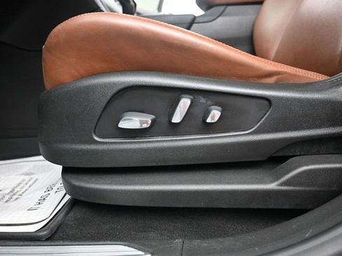 Used 2020 Cadillac XT5 Premium Luxury image 14