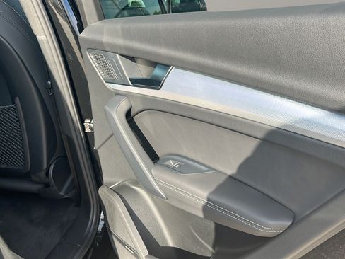 Certified 2024 Audi Q5 2.0T Premium Plus AWD/4WD image 13
