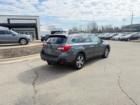 Used 2019 Subaru Outback 2.5i Limited image 5