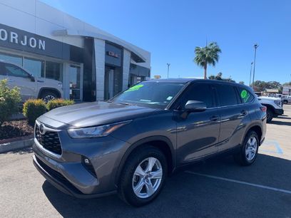 Used 2020 Toyota Highlander LE