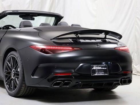 New 2026 Mercedes-Benz SL 63 AMG 4MATIC image 8