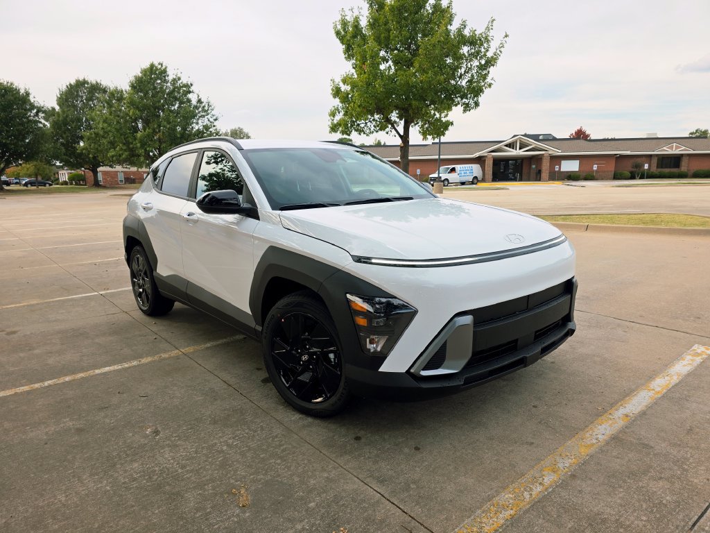 New 2027 Hyundai Kona SEL Sport FWD image 6