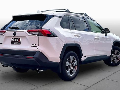 Used 2024 Toyota RAV4 XLE w/ Convenience Package AWD/4WD image 12