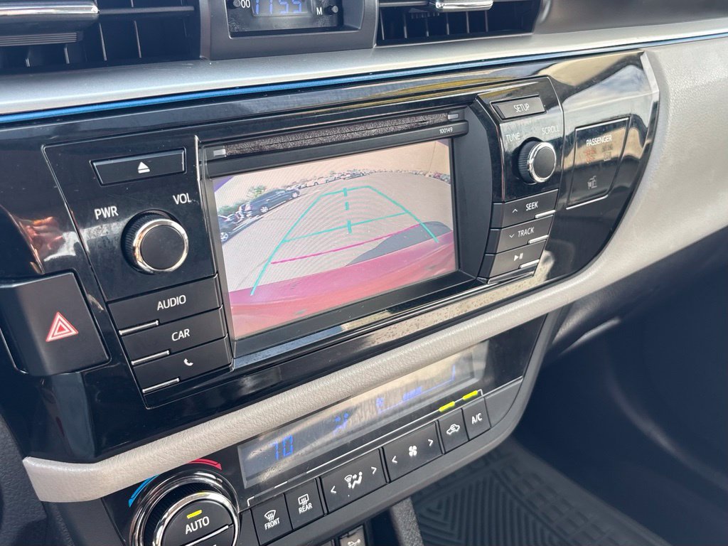 Used 2014 Toyota Corolla LE FWD image 29