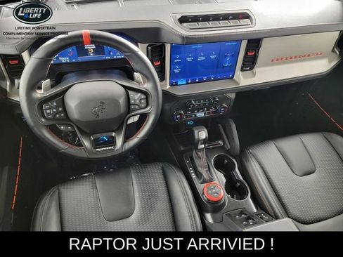 Used 2024 Ford Bronco Raptor AWD/4WD image 31