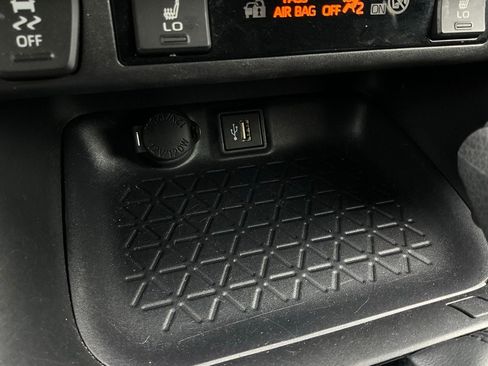 Used 2025 Toyota RAV4 XLE image 25